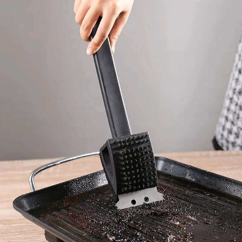 Thermabuild | 3 in 1 Barbecue Grill Brush with Scraper and Sponge