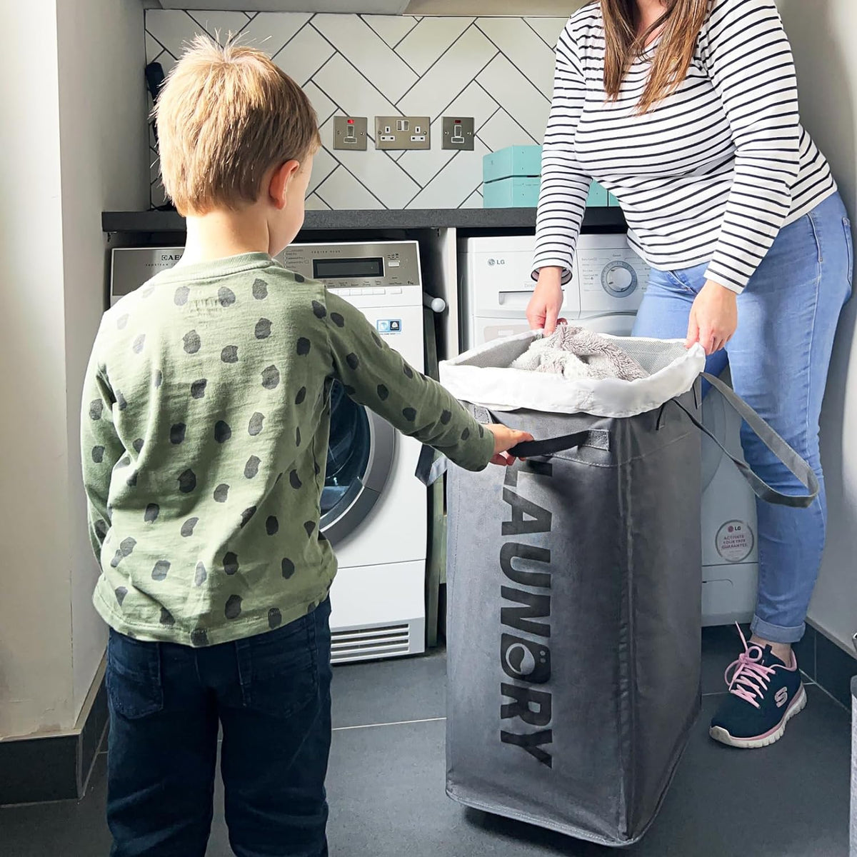 Thermabuild | 75L Collapsible Large Laundry Basket with Wheels