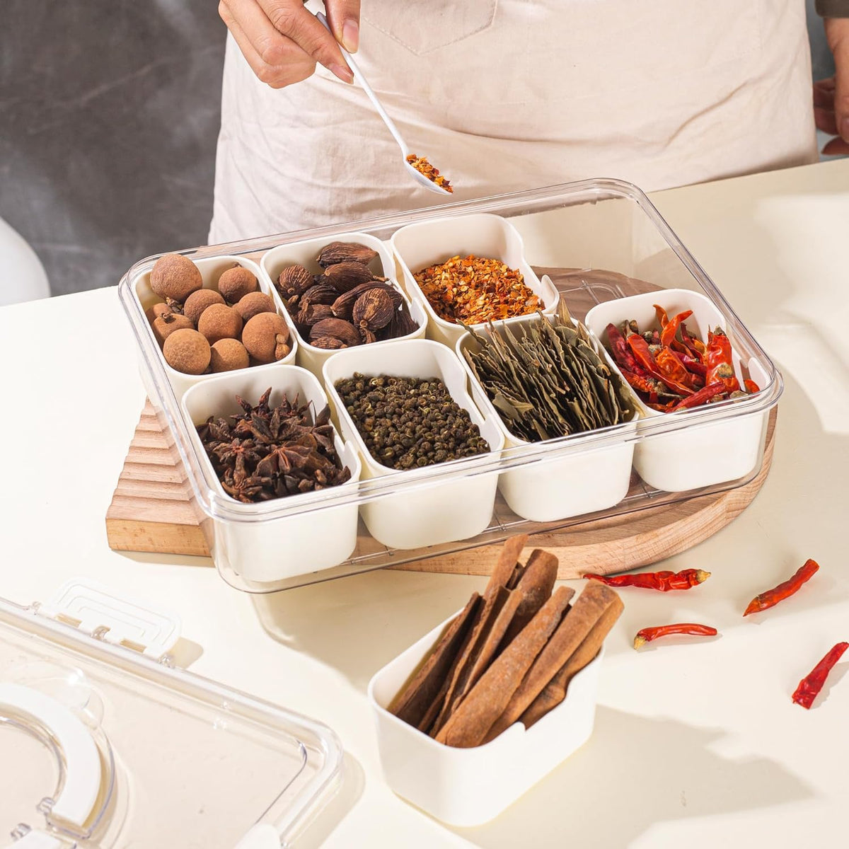 Thermabuild | 8 Compartments divided serving tray with Handle