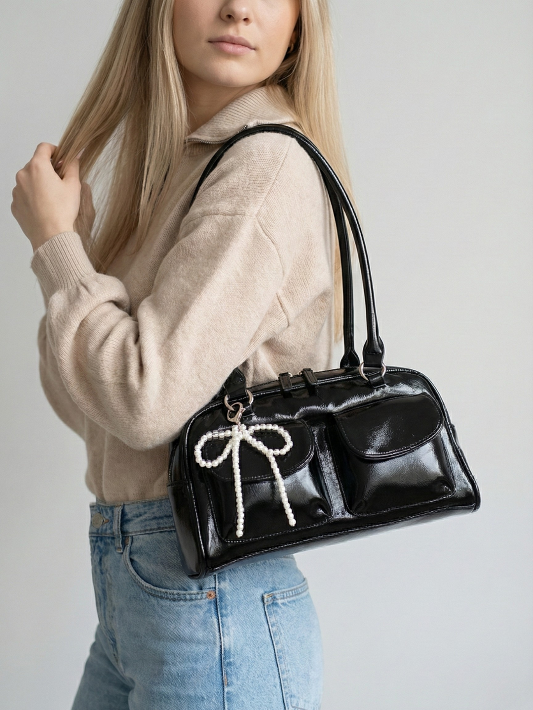 Thermabuild | Black everyday Vegan leather bag