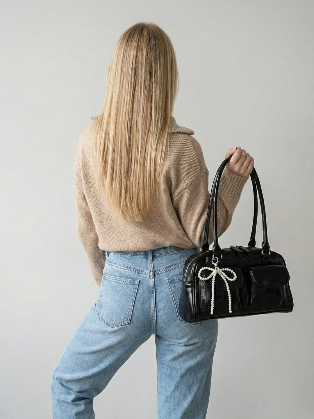Thermabuild | Black everyday Vegan leather bag