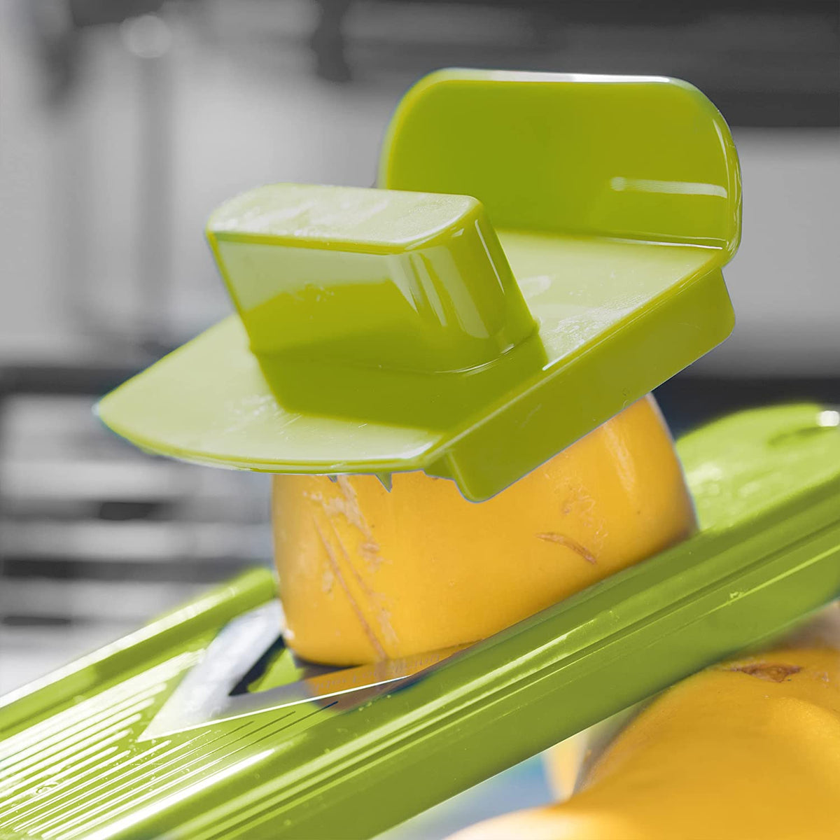 Thermabuild | 12-in-1 Multifunctional Vegetable Cutter