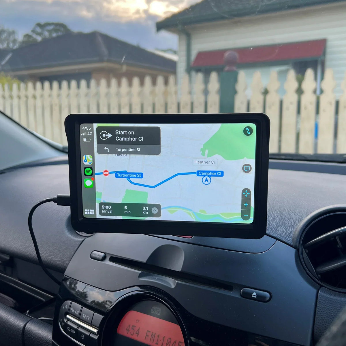 Thermabuild | Wireless Apple CarPlay and Android Auto Portable Touchscreen Display for Universal Vehicles - Dashboard Mounted Car Multimedia Player with Bluetooth and Dashcam