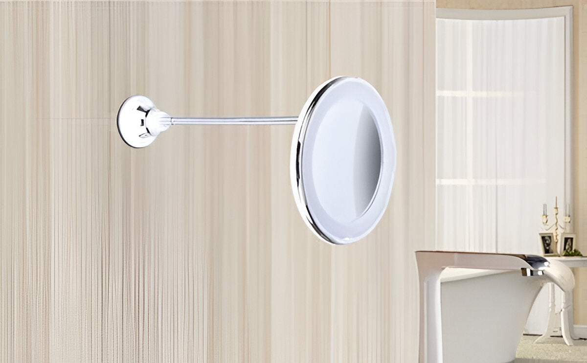 Thermabuild | 10X LED mirror on suction cup