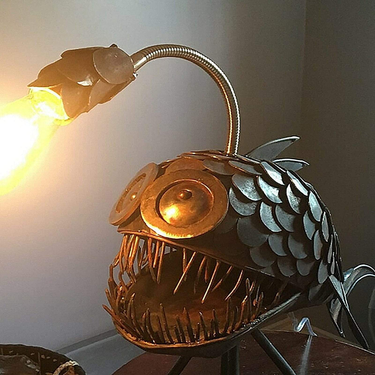 Thermabuild | Anglerfish lamp