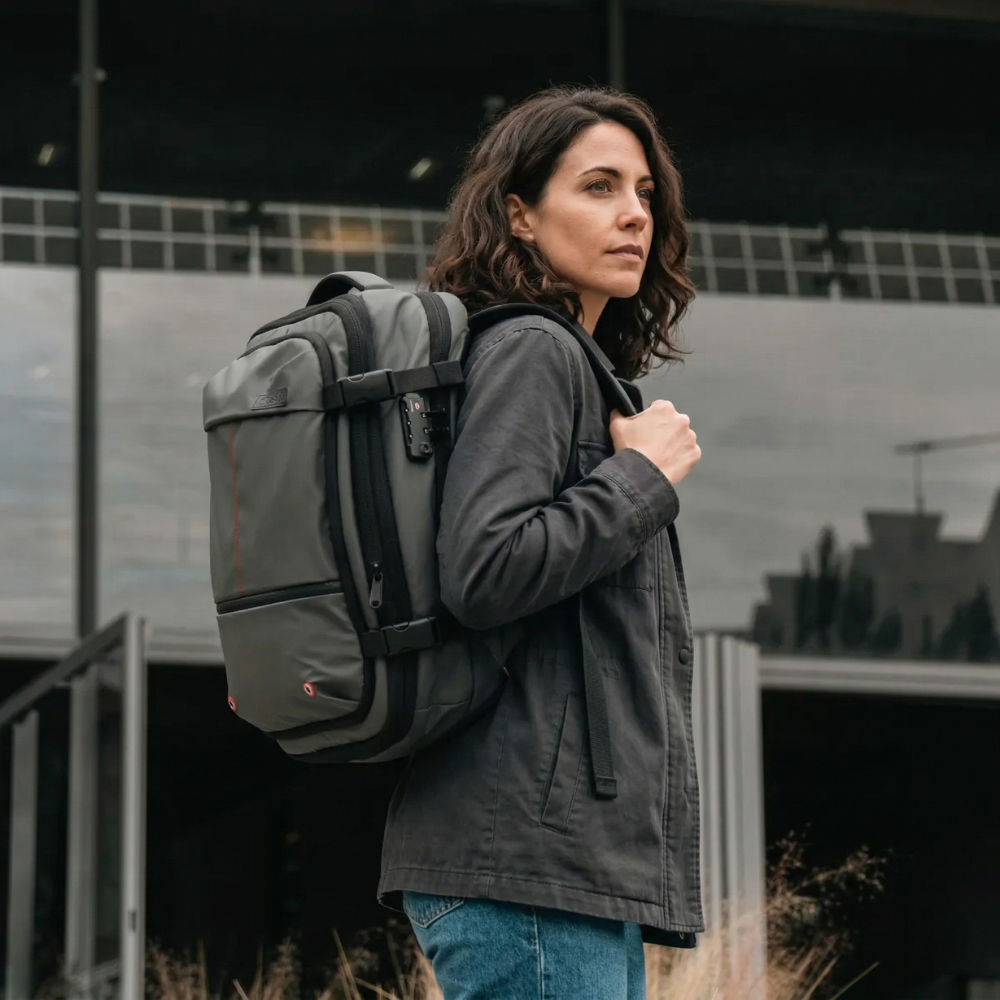 Thermabuild | vacuum compression backpack 60L