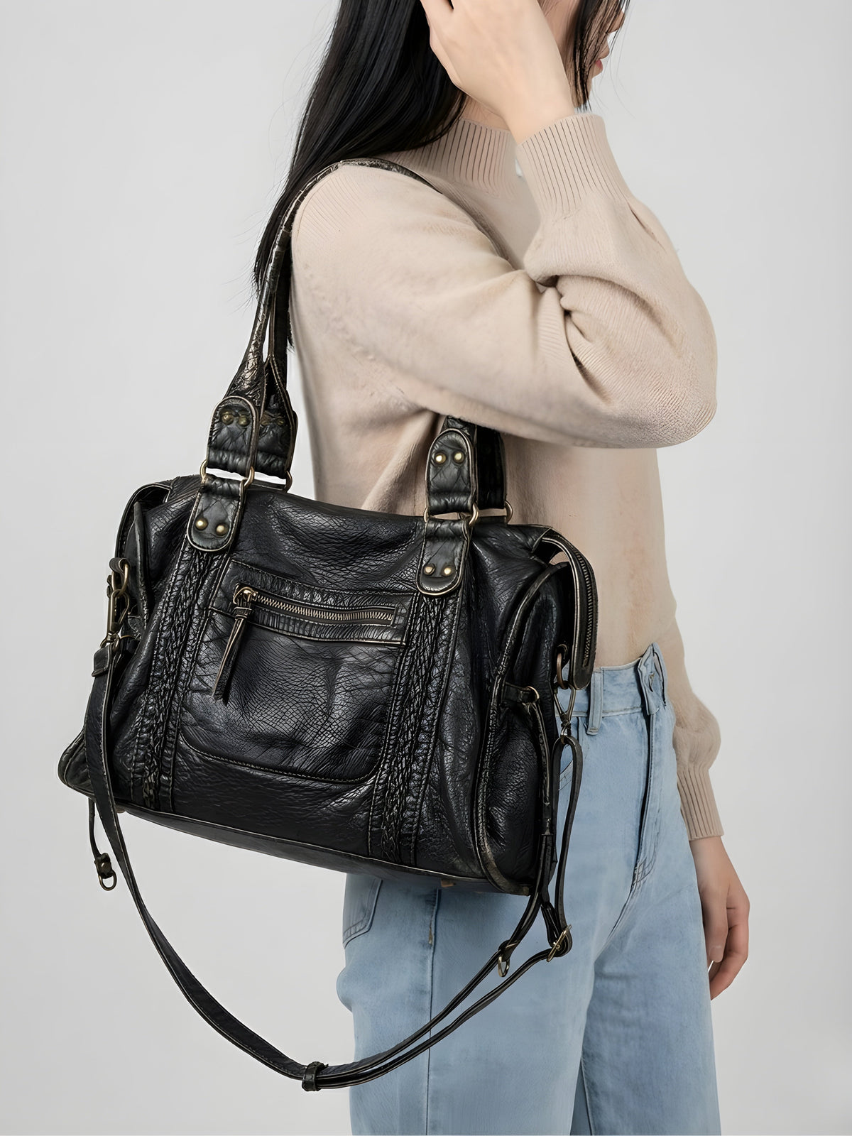Thermabuild | black handbag for school with zipper pockets
