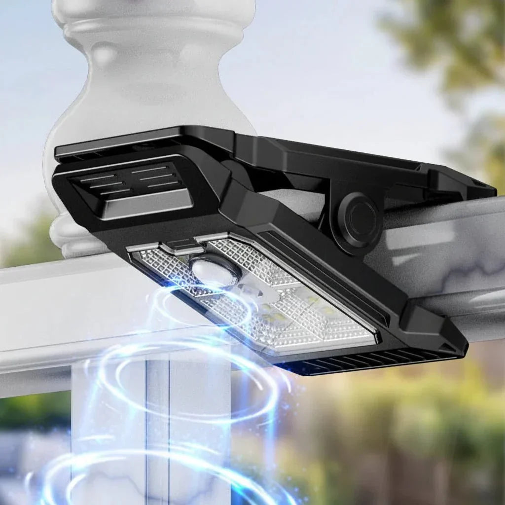 Thermabuild | Smart Solar Clip Light for Outdoor Use