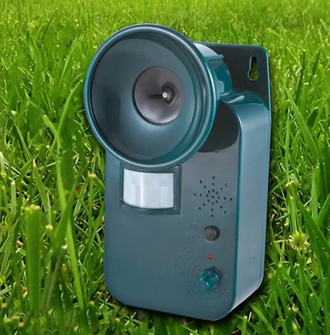 Thermabuild | 5000sqft 9v Dc Ultra Sonic Cordless Pest Animal Repeller Outdoor Safely Repel Various Animal