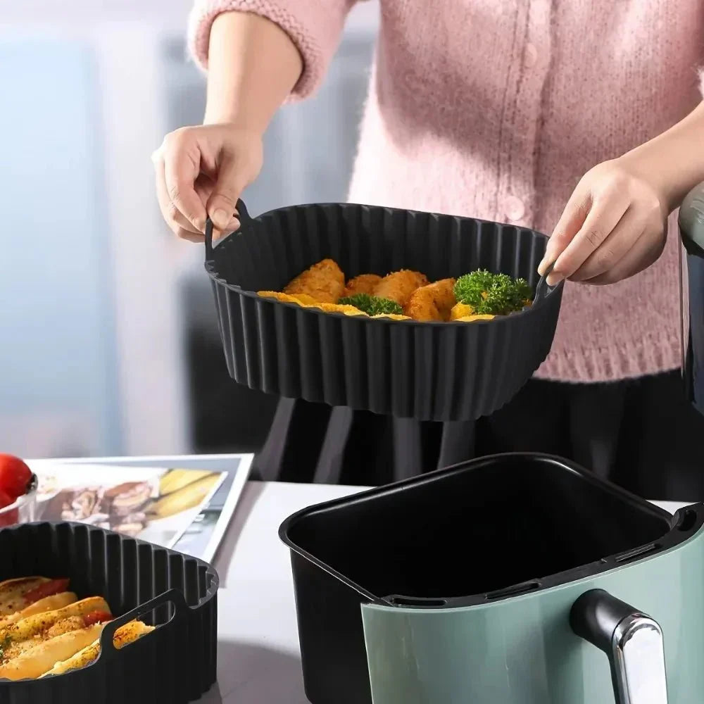Thermabuild | Premium Silicone Air Fryer Liners, Non-Stick Square Mats for 4–7 QT Ovens