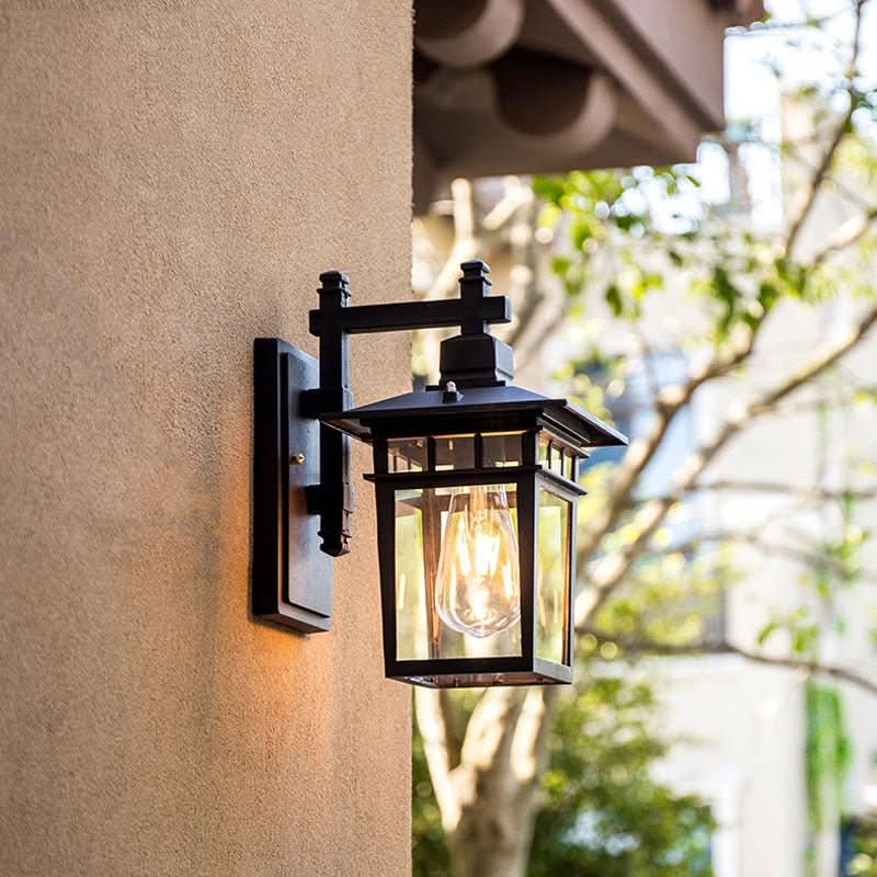Thermabuild | Outdoor Wall Lamp – Adjustable & Weatherproof Light for Home Exteriors