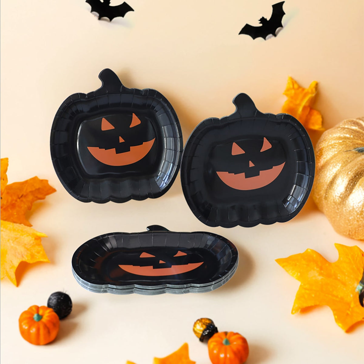 Thermabuild | Halloween Heavy Duty Disposable Paper Plates with Pumpkin Jack-O-Lantern Design