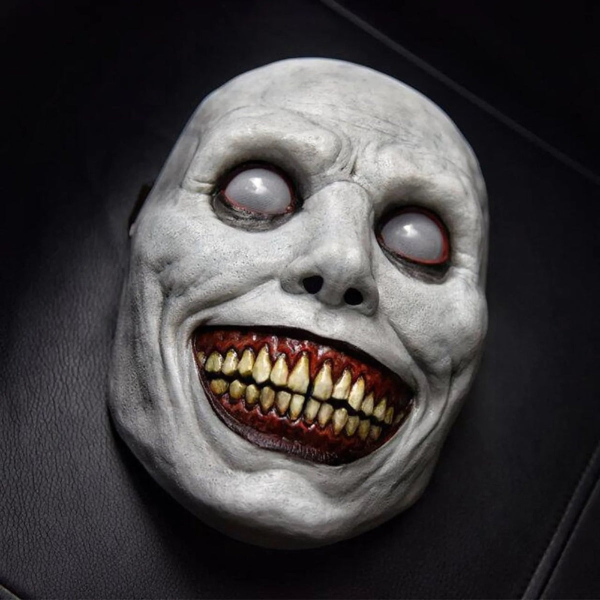 Thermabuild | Halloween Scary Creepy Demon Mask with Sharp Teeth for Party and Cosplay Clown