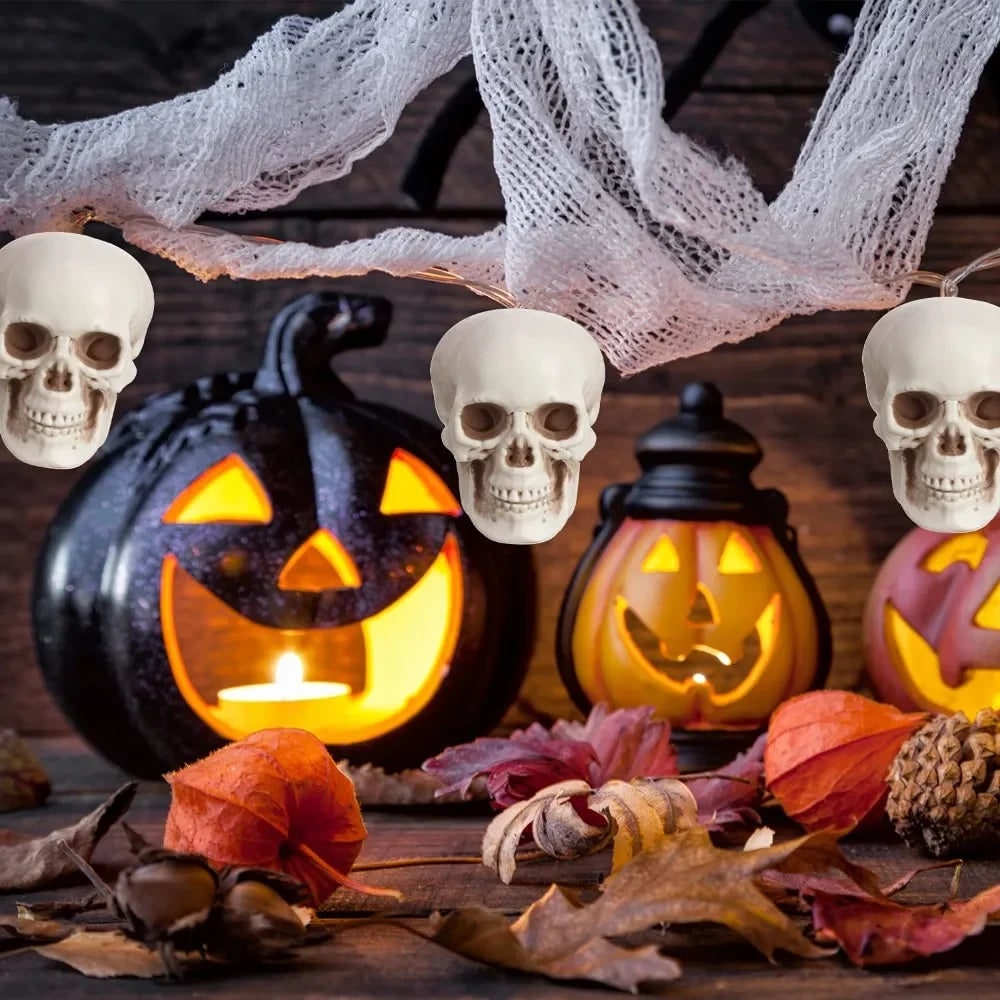 Thermabuild | Halloween Skull Decor and Sugar Decorations Mini Plastic Party Props Set with Mesh Bag
