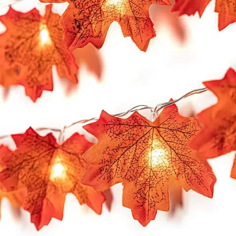 Thermabuild | Halloween String Lights Garland with Maple Leaf Operated Warm Amber Glow for Fall Party Decoration