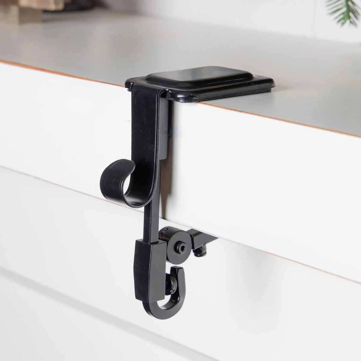 Thermabuild | Adjustable Fireplace Stocking and Garland Hanger Set
