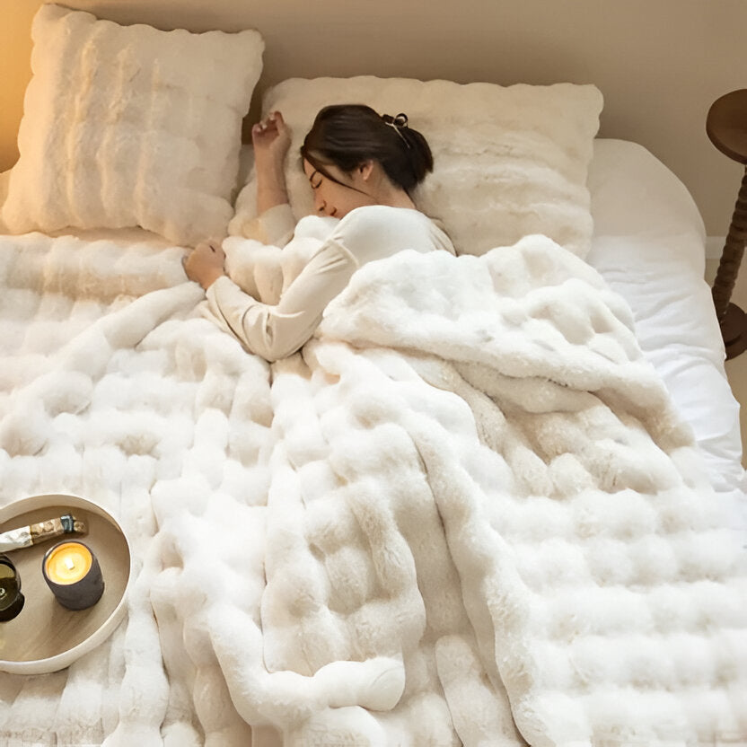 Thermabuild | All-Season Blanket with Elegant Design
