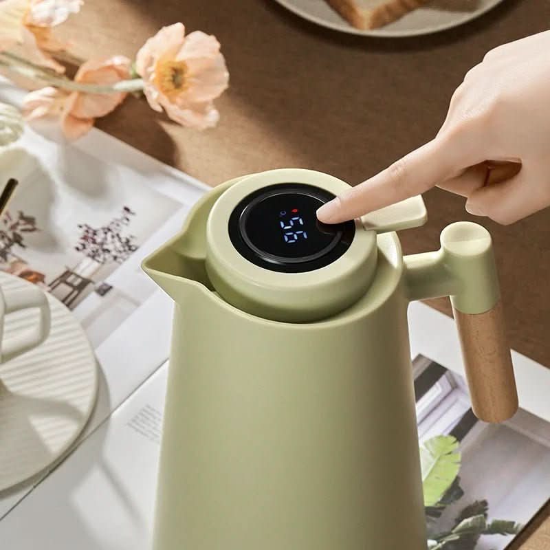 Thermabuild | Thermal Jug with Temperature Display, Leak-Proof Design & Wooden Handle