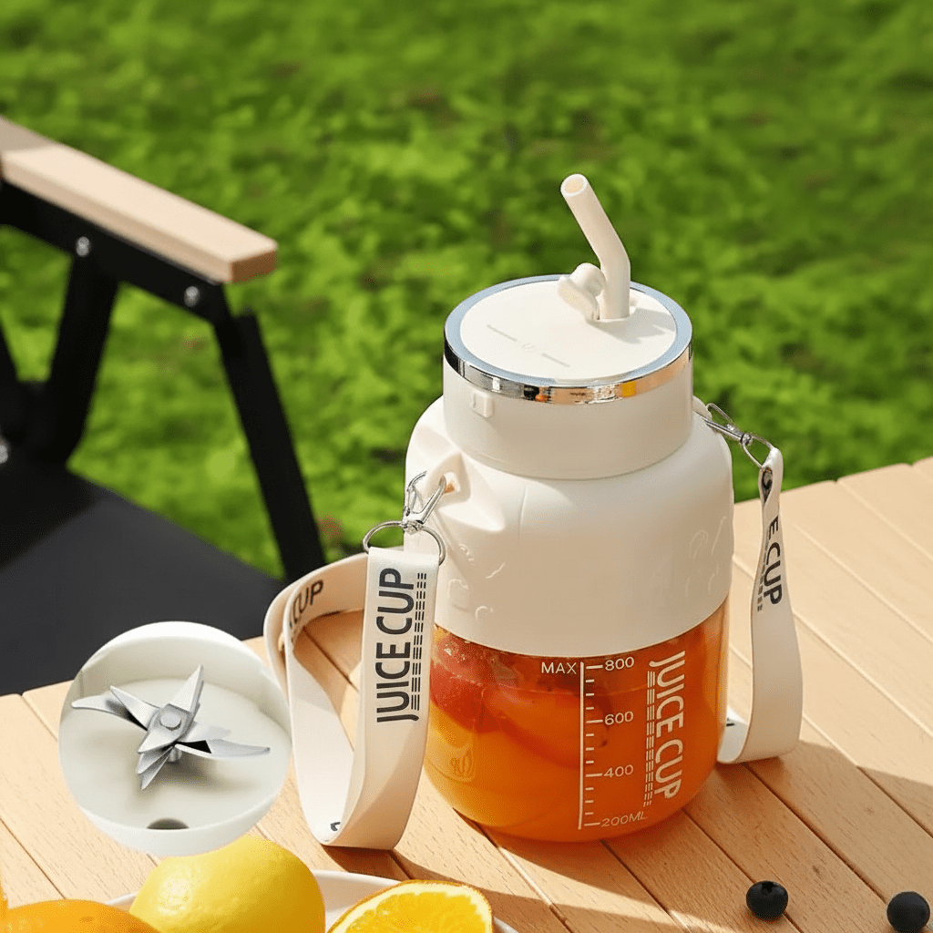 Thermabuild | Compact Smoothie Blender with Powerful 10-Blade System