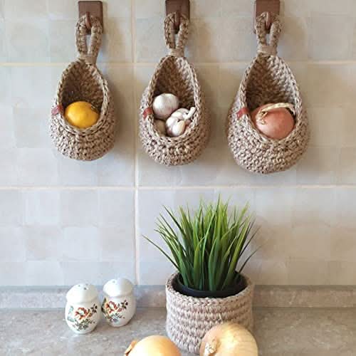 Thermabuild | Hanging jute basket for kitchen storage