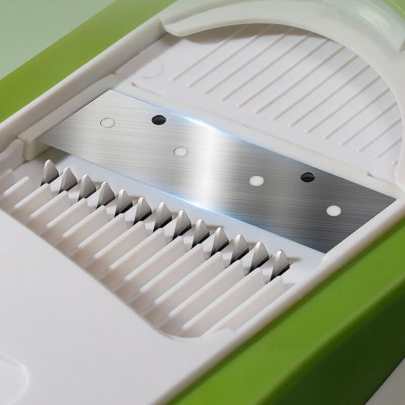 Thermabuild | 5-in-1 vegetable slicer for effortless preparation