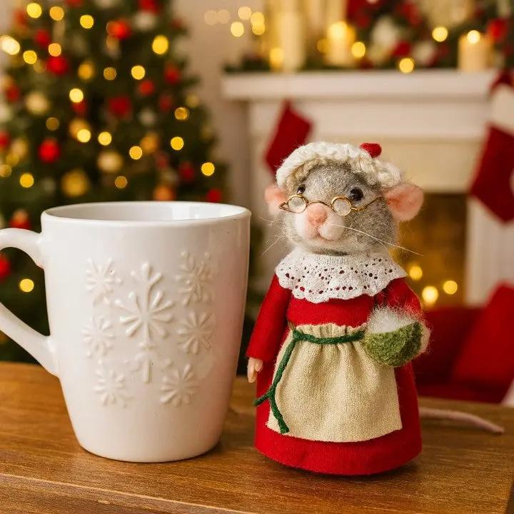 Thermabuild | Handmade Felt Mouse Ornaments for Cozy Home Decor