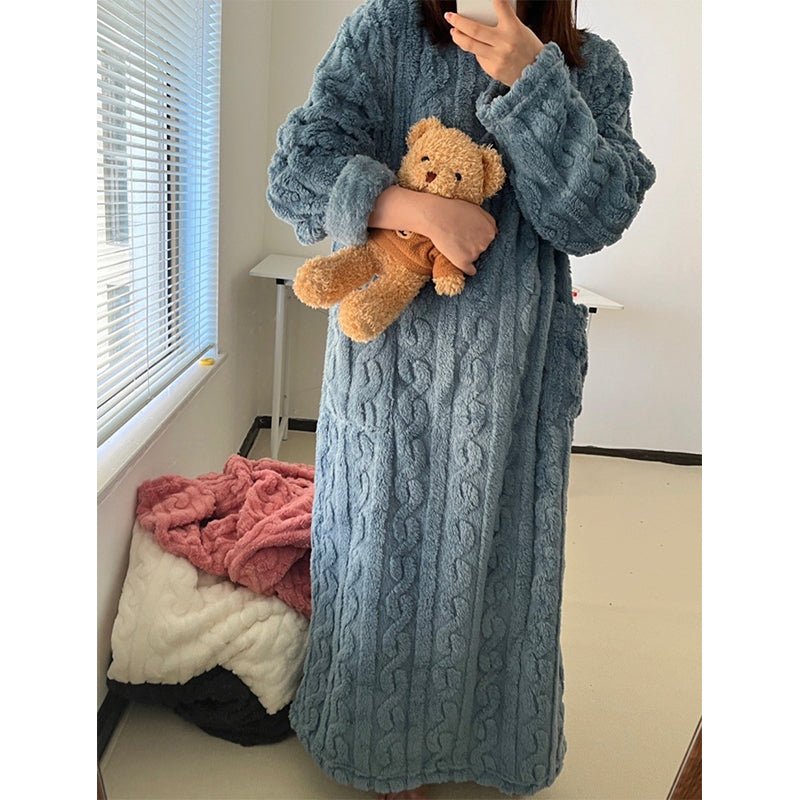 Thermabuild | Cozy Winter Nightdress Crafted from Cotton Flannel
