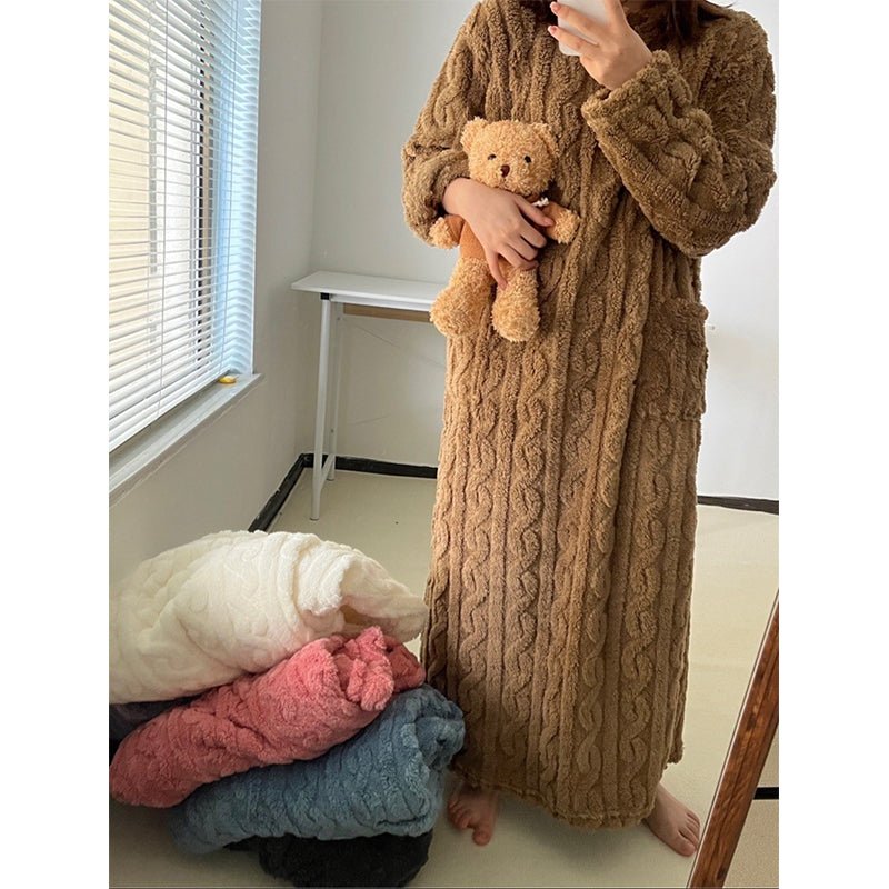 Thermabuild | Cozy Winter Nightdress Crafted from Cotton Flannel