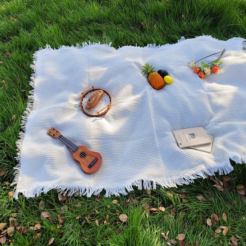 Thermabuild | Cotton Blend Picnic Mat with Decorative Tassels for Picnics & Parks