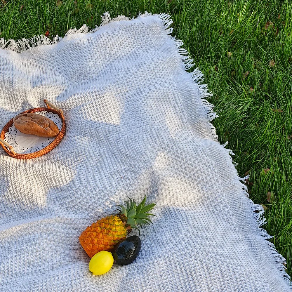 Thermabuild | Cotton Blend Picnic Mat with Decorative Tassels for Picnics & Parks