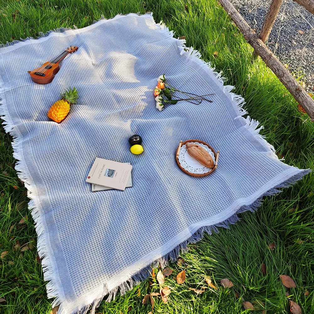 Thermabuild | Cotton Blend Picnic Mat with Decorative Tassels for Picnics & Parks