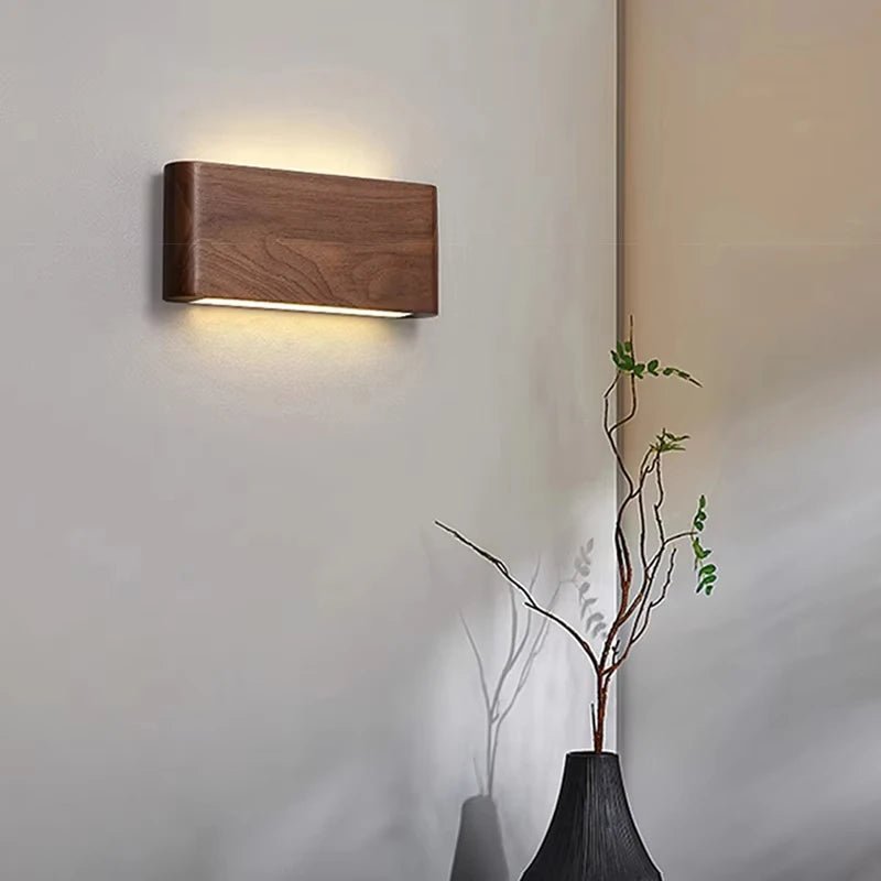 Thermabuild | modern wooden wall lamp with 3 color modes